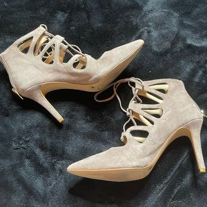 Vince Camuto Heels